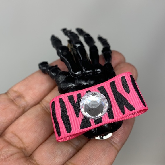 Hair clips skeleton hand hair accessories Halloween Day of Dead Dia de Muertos - Picture 13 of 16